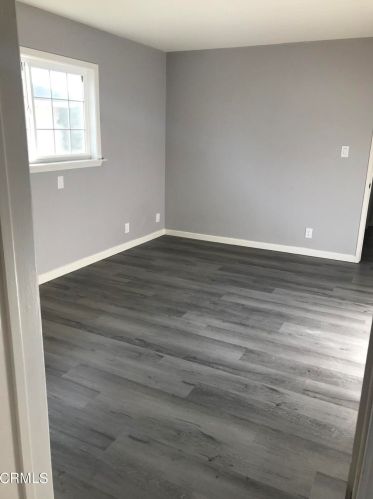 1302 Palm Dr, Oxnard CA 93030-4836 exterior