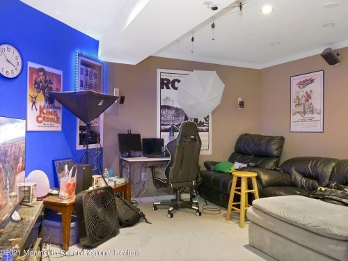 39 Timberline Rd, Berkeley Township NJ 08721-2108 exterior