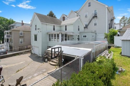 116 Dulude Ave, Woonsocket, RI 02895-3402