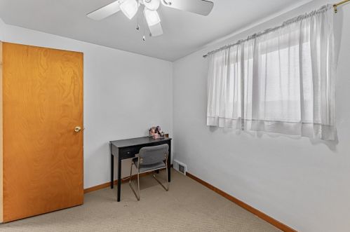 1421 Harris Ave, Pittsburgh PA 15205-3946 exterior