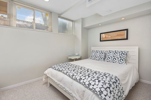 1819 Dayton St, Chicago IL 60614-5003 exterior