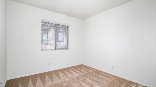 2940 Nau Ave, Tustin CA 92782-3377 exterior