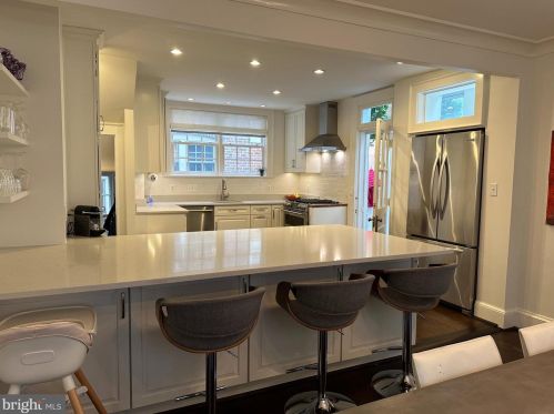 3514 Rodman St, Washington DC 20008-3150 exterior