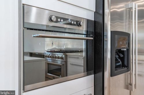 2218 Emerald St, Philadelphia PA 19134-2505 exterior