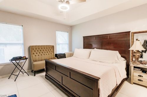 230 1 St, Naples FL 34117-5101 exterior