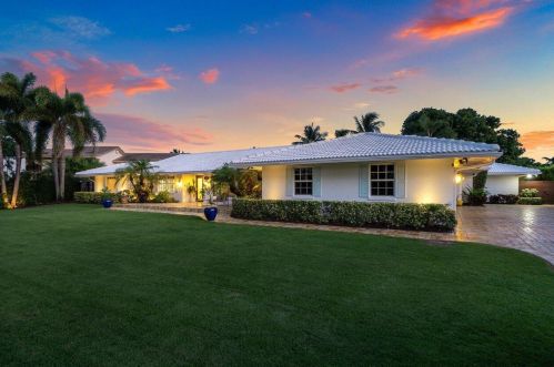 926 38 Ct, Boynton Beach FL 33435-8530 exterior