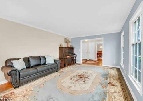 28 Chester Woods Dr, Chester NJ  07930-2828 exterior