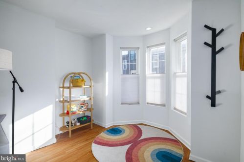 2454 Amber St, Philadelphia PA  19125-1619 exterior