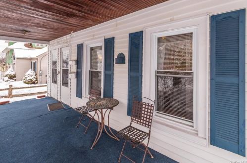 144 Beacon St, Middletown NY 10940-4733 exterior