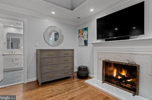 1544 Hampton Hill Cir, Mc Lean VA  22101-6021 exterior