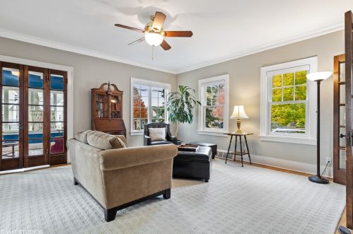 209 Lk Ct, Bull Valley IL 60014-5203 exterior