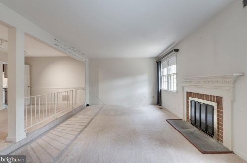 11352 Empire Ln, Rockville MD 20852-2870 exterior