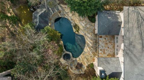 700 Brookwoods Trce, Atlanta GA 30342-2473 exterior