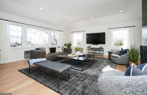 168 Forest Hill Rd, Town Center NJ  07052-3958 exterior