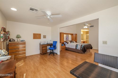 9731 Minnesota Ave, Chandler AZ 85248-6547 exterior