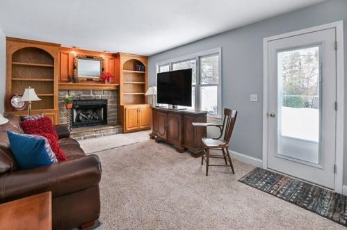 230 Ridge Ave, Pittsburgh PA  15237-6914 exterior