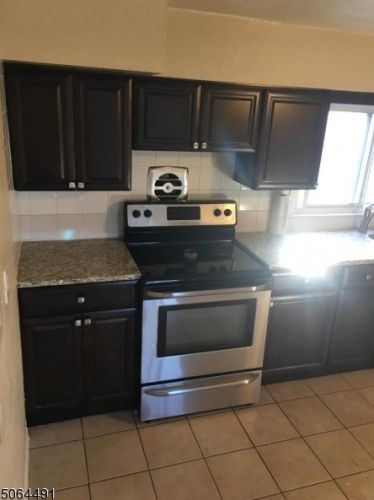 83 Jackson Ave, West Paterson NJ  07424-3333 exterior