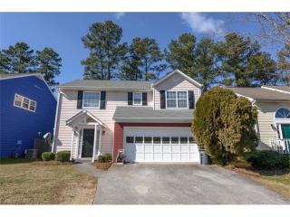 1995 Glynmoore Dr, Lawrenceville GA  30043-5630 exterior