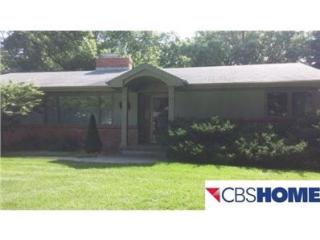 1721 Crawford Rd, Omaha NE  68144-1730 exterior