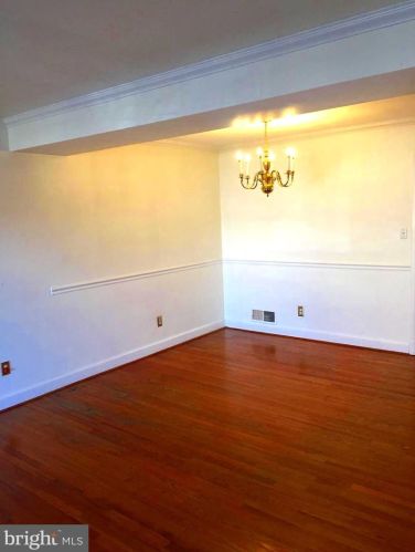 518 Fayette St, Alexandria VA  22314-2267 exterior