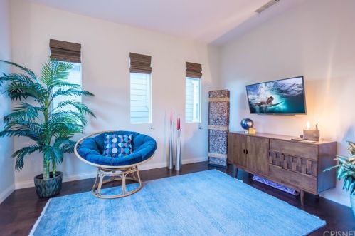 4134 Galapagos Way, Oxnard CA 93035-1432 exterior