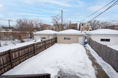 1315 Kildare Ave, Chicago IL 60651-1728 exterior