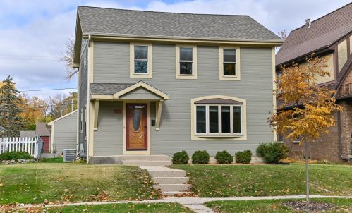 8324 Gridley Ave, Milwaukee WI 53213-3041 exterior