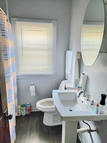 1917 12 Ave, Broadview IL 60153-1404 exterior