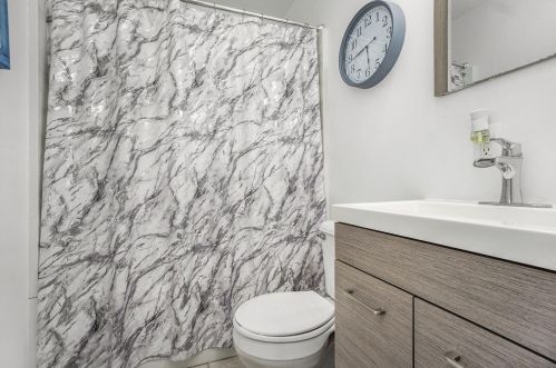 3504 Miami Ave, Kalamazoo MI 49048-1254 exterior