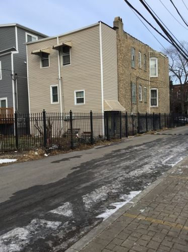 1916 Ridgeway Ave, Chicago IL 60632-3247 exterior
