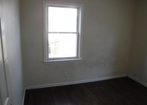 14211 Clark St, Chicago IL 60827-2509 exterior