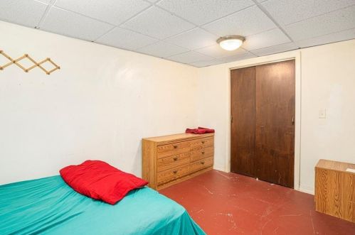 110 Lancashire St, Providence RI  02908-1612 exterior