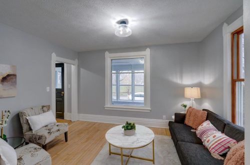 1418 Jenifer St, Madison WI  53703-3719 exterior