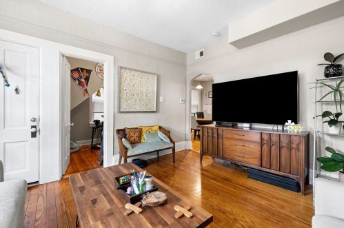 464 Artesian Ave, Chicago IL 60629-1210 exterior