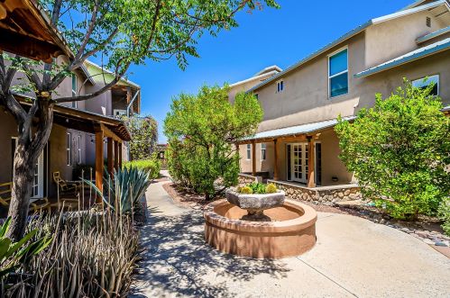 1070 Miles St, Tucson AZ 85719-6140 exterior