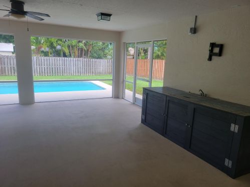 2789 Eagle Dr, Fort Pierce FL  34984-8919 exterior