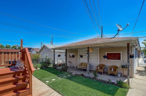 5527 Kilbourn Ave, Chicago IL 60646-5937 exterior