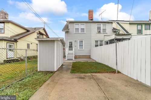 878 Olden Ave, Trenton NJ 08638-4909 exterior