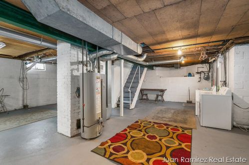 2533 Philo Ave, Meskegon MI 49441-1229 exterior