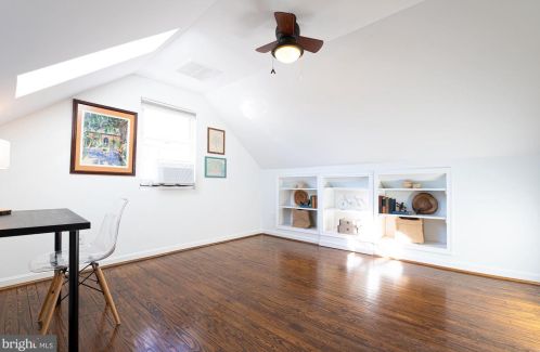 151 Moncure Dr, Alexandria VA 22314-4946 exterior