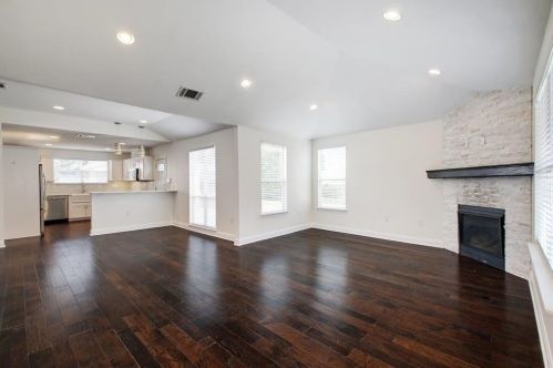 2202 Forest Trl, Austin TX  78703-2934 exterior