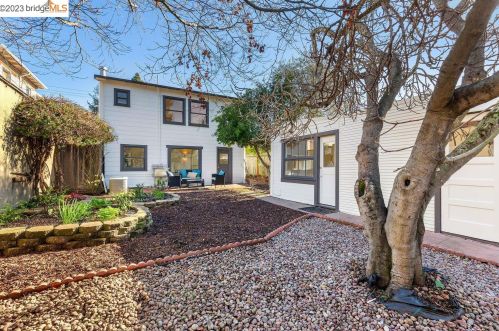 2812 Ellsworth St, Berkeley CA 94704-2124 exterior