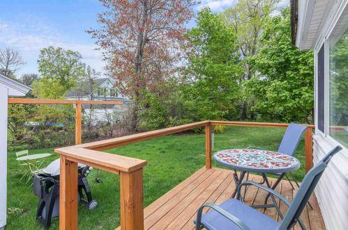 3 Broad Ave, Concord NH  03301-2734 exterior