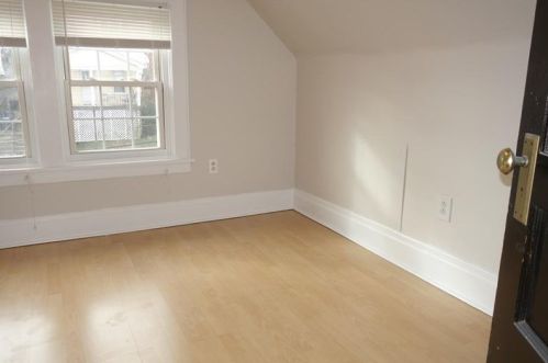 1027 Mirror St, Pittsburgh PA 15217-2645 exterior