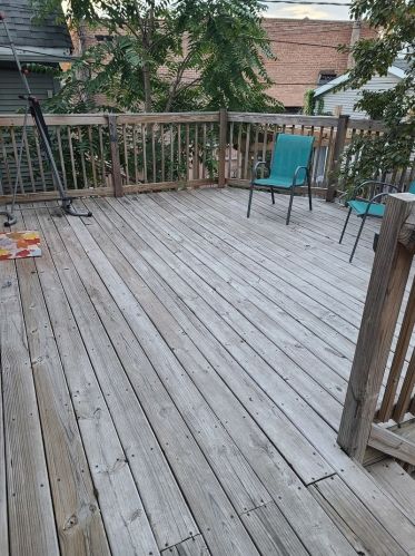 2310 Moody Ave, Chicago IL 60639-2732 exterior