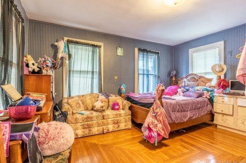 155 Derby Ave, Derby CT 06418-2010 exterior