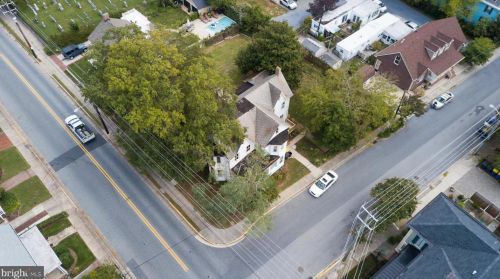 151 Kings Hwy, Lewes DE 19958-1418 exterior