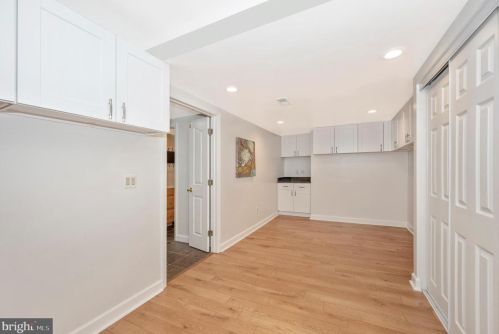 17531 Applewood Pl, Rockville MD 20855-1559 exterior