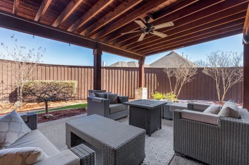 13092 Dianna Dr, Frisco TX 75033-8020 exterior