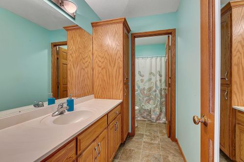 605 17 St, Sartell MN 56377-1684 exterior